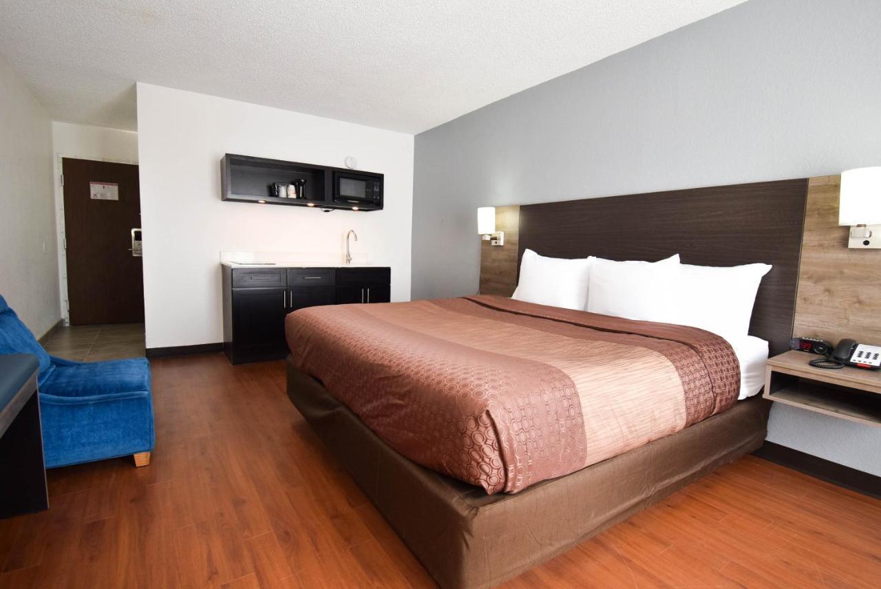 Quality Inn & Suites Sulphur Springs Esterno foto