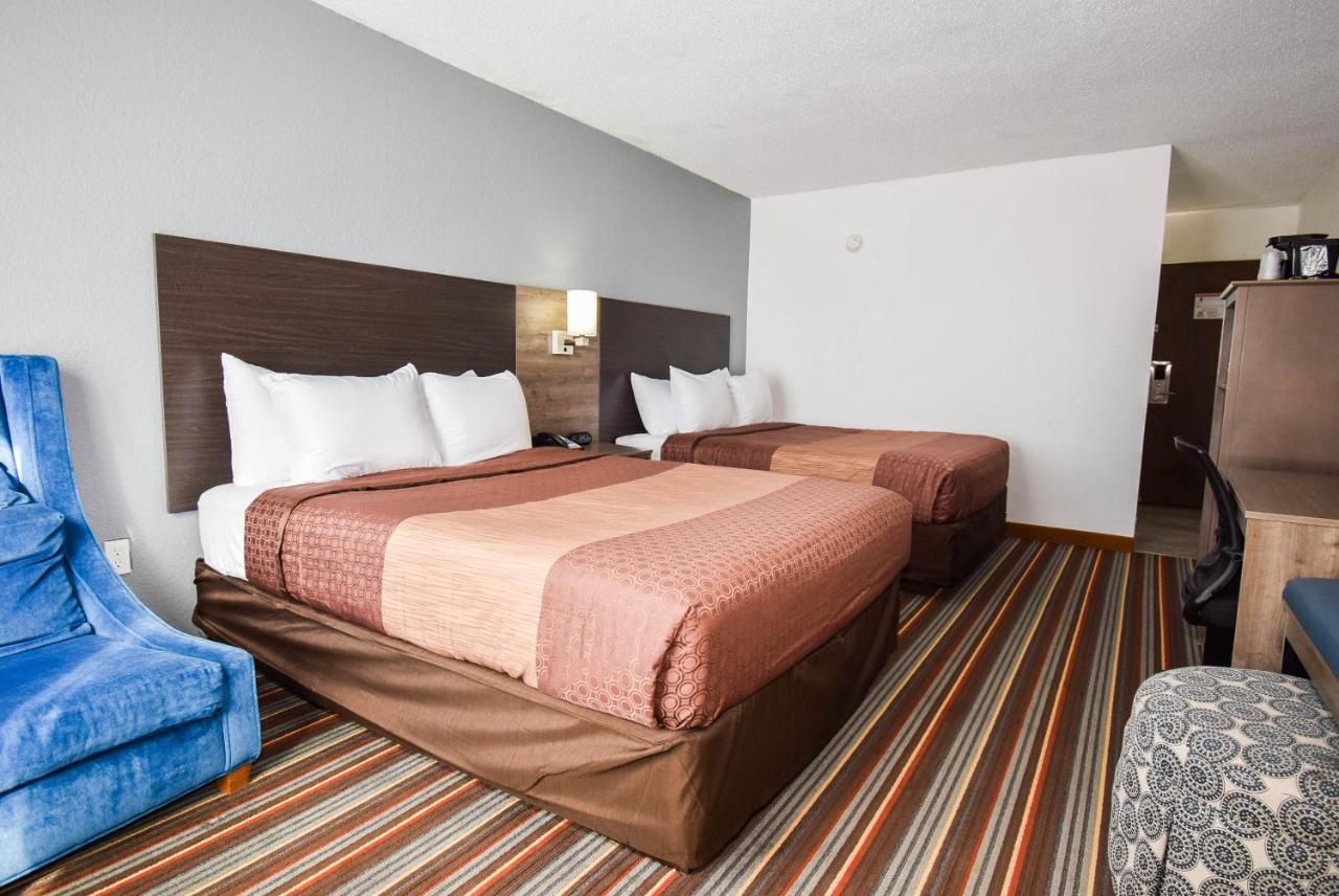Quality Inn & Suites Sulphur Springs Esterno foto