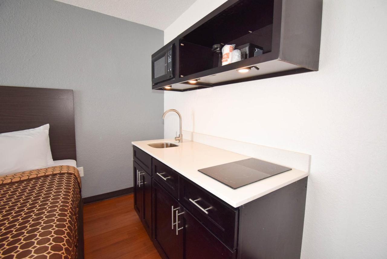 Quality Inn & Suites Sulphur Springs Esterno foto