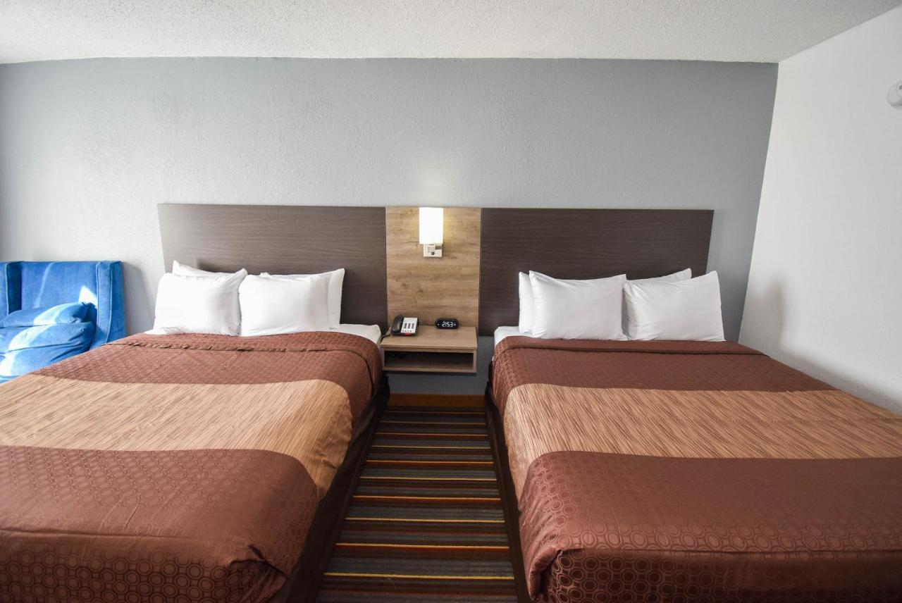 Quality Inn & Suites Sulphur Springs Esterno foto