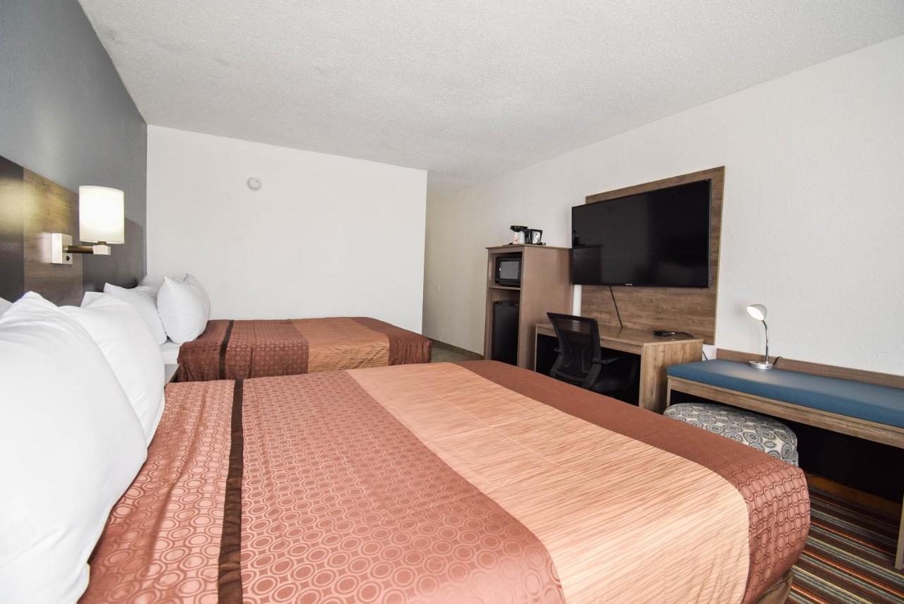 Quality Inn & Suites Sulphur Springs Esterno foto