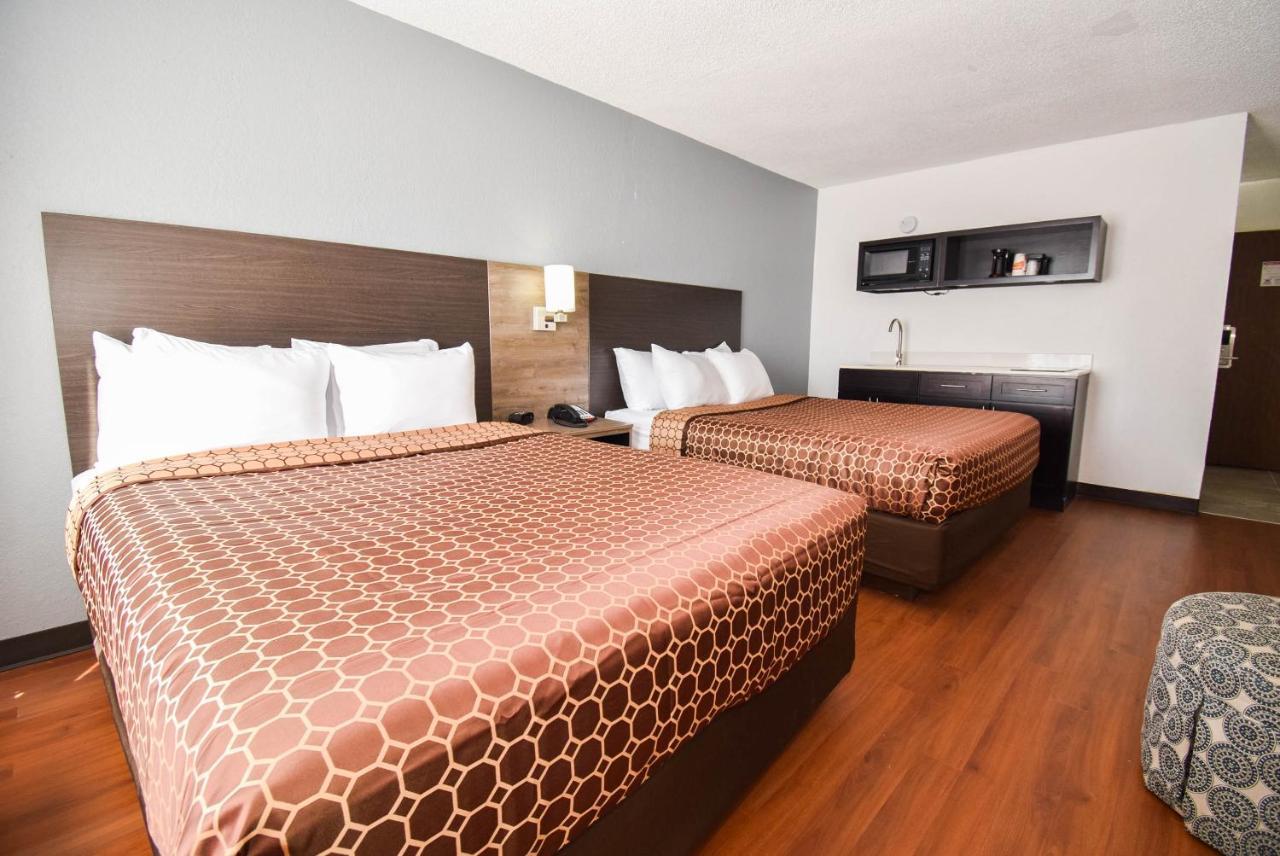 Quality Inn & Suites Sulphur Springs Esterno foto