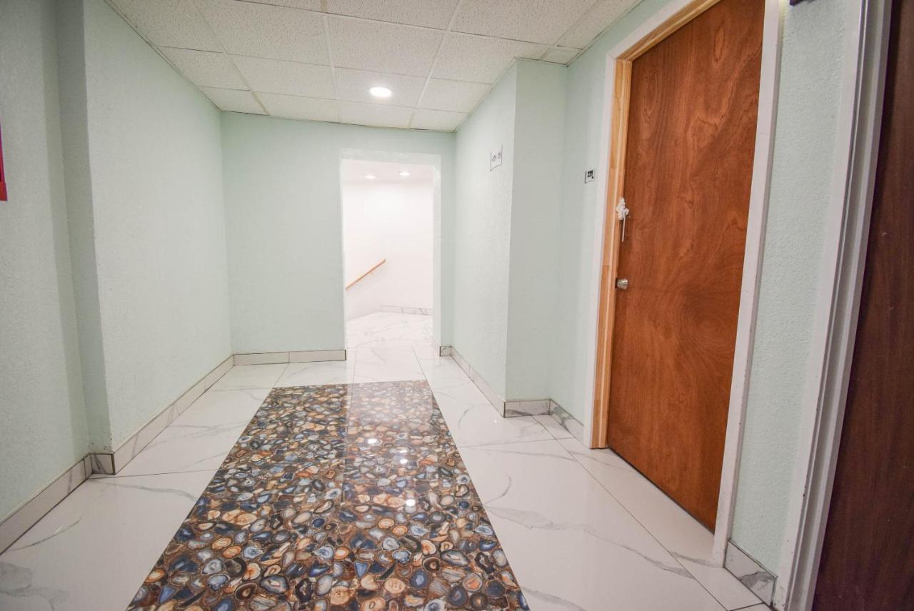 Quality Inn & Suites Sulphur Springs Esterno foto