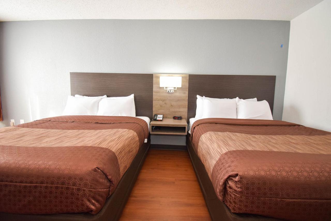 Quality Inn & Suites Sulphur Springs Esterno foto