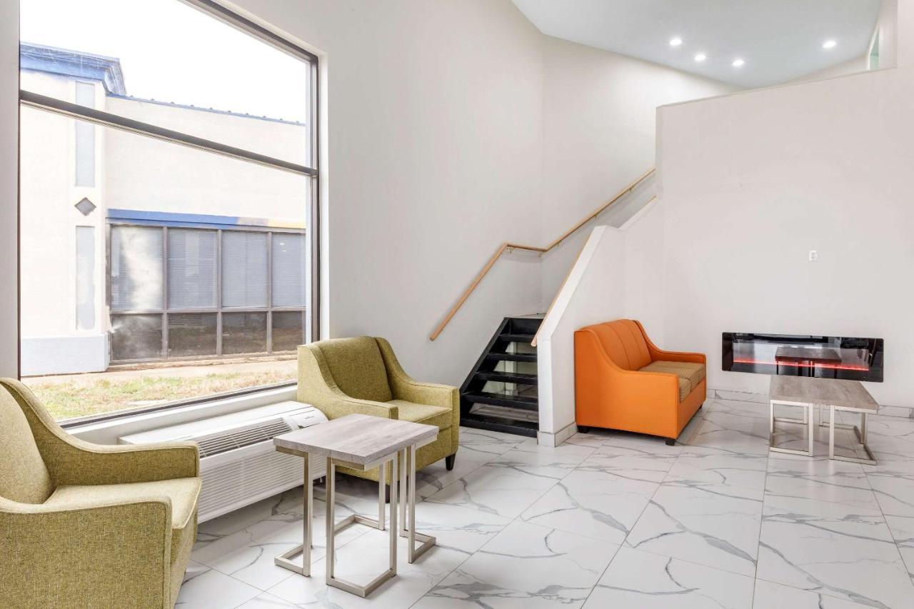 Quality Inn & Suites Sulphur Springs Esterno foto